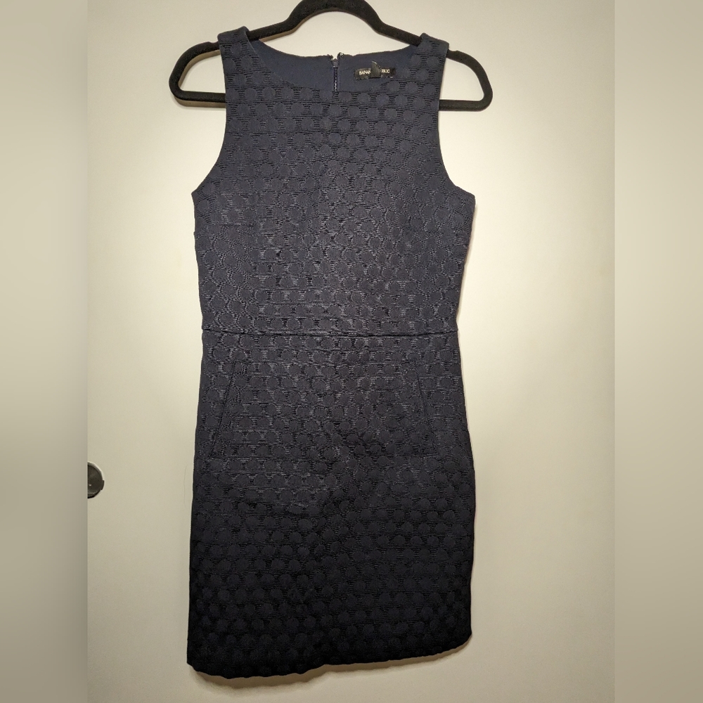 Banana Republic navy paytern thick dress with pockets (us 8)